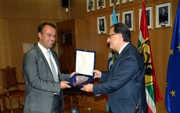 Nέες περικοπές δαπανών στις Ένοπλες Δυνάμεις