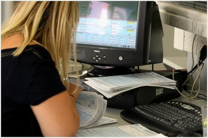 Παράταση έως 10/7 για τις χειρόγραφες δηλώσεις