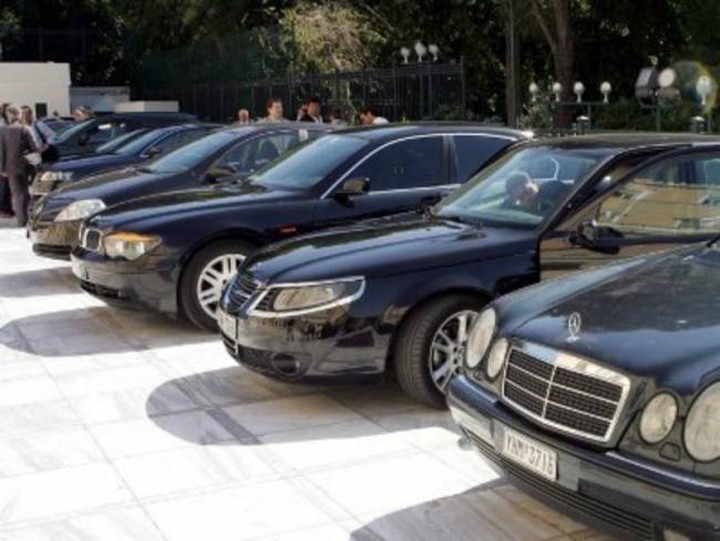 Μόνο 35 από τους 300 βουλευτές αρνήθηκαν το βουλευτικό αυτοκίνητο 