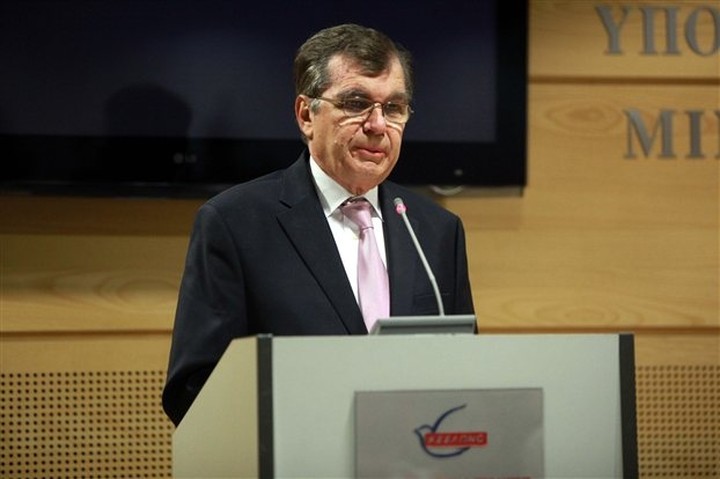 Nα περιοριστεί η βουλευτική αποζημίωση ζητεί ο Δ. Κρεμαστινός