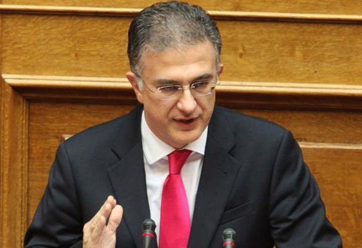 "Ξεχάστε τις άδειες για μη βγούμε όλοι μαζί σε διαρκείας..."