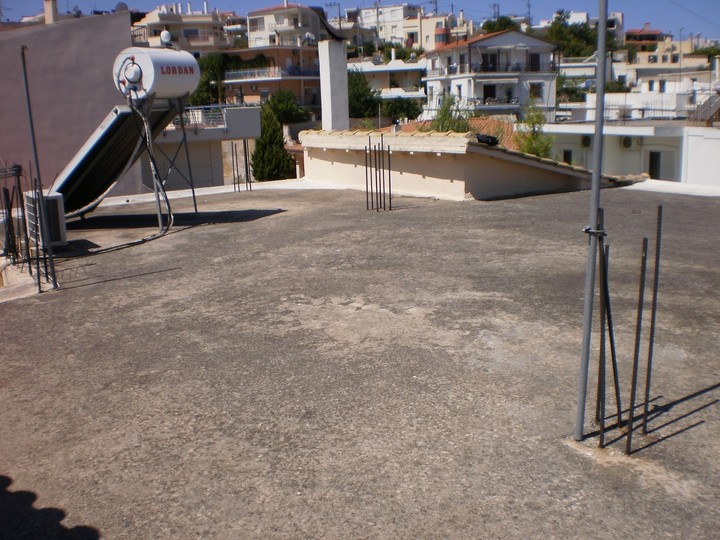 Θανάσιμη πτώση 28χρονου Γάλλου από ταράτσα