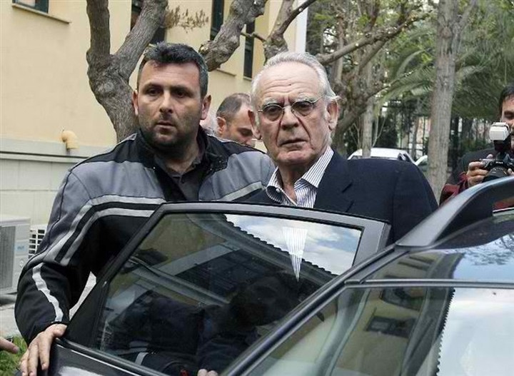 Ποια στελέχη του ΠΑΣΟΚ ζητά να κληθούν στη Δικαιοσύνη ο Τσοχατζόπουλος