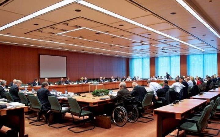 "Κλειδώνει" σήμερα το ισπανικό πακέτο των 100 δισ.