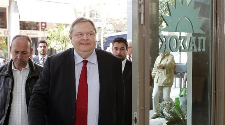 Γιατί ο Βενιζέλος ζητά χαλάρωση των όρων του Τειρεσία