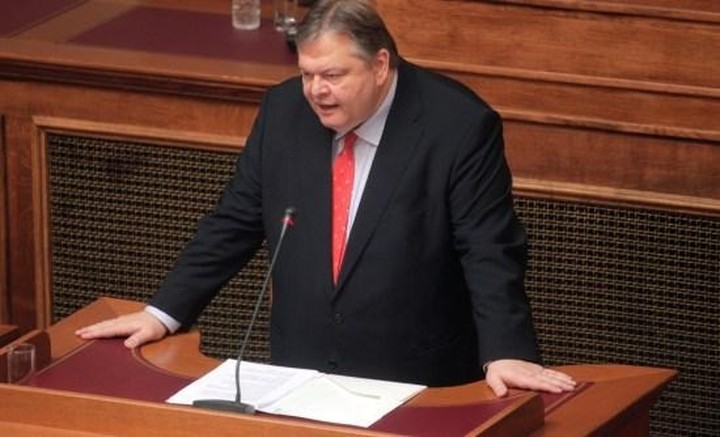 "Στηρίζουμε με υπευθυνότητα την κυβέρνηση"