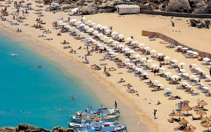 Εντατικοί έλεγχοι από το ΣΔΟΕ για «τουριστικά αδικήματα»