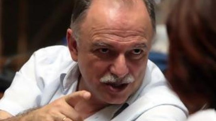 "Κάνουν νάζια και στο τέλος λένε ναι"
