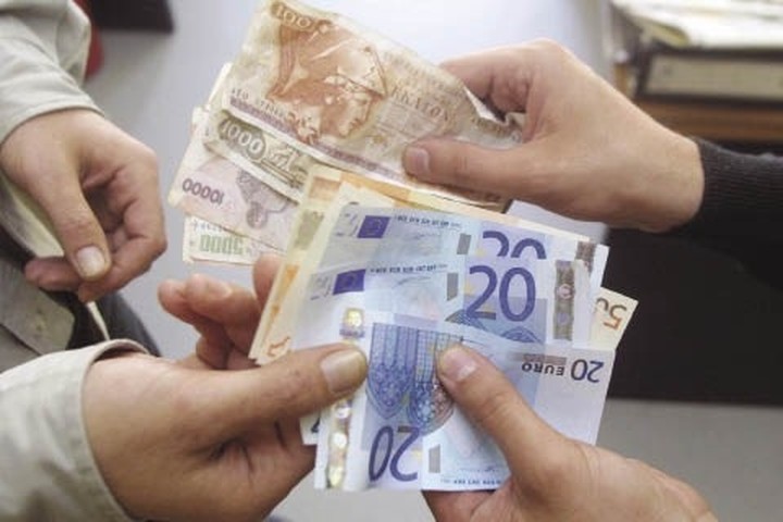 FT: Η δραχμή είναι λιγότερο πιθανή απ΄όσο θεωρούν οι αγορές
