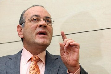 Στο Μαξίμου τα ακανθώδη ζητήματα της ελληνικής βιομηχανίας