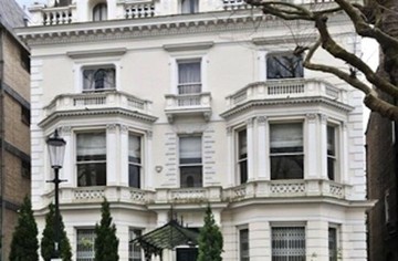 Ποιοι αγόρασαν τα πολυτελή ακίνητα του Δημοσίου
