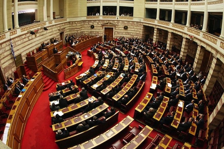Διώξεις για τα δάνεια των κομμάτων