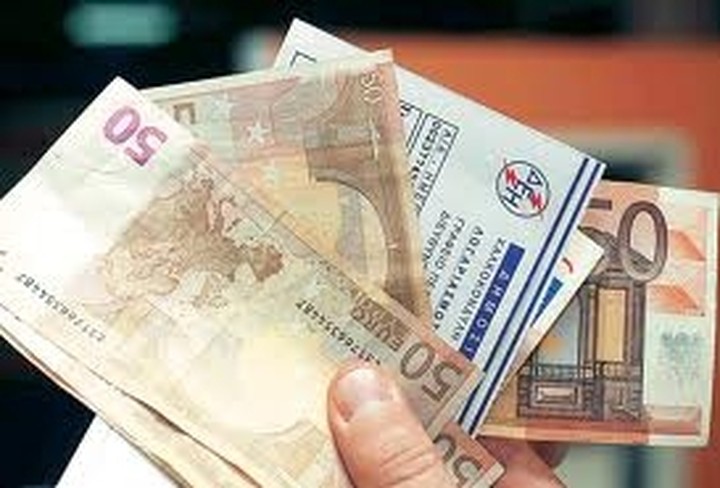 Μάθετε ποια εταιρία πουλά το φθηνότερο ρεύμα. Αναλυτικοί πίνακες