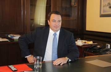 12 εκατ. € στις περιφέρειες