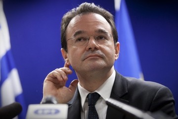 Για κακούργημα ο Παπακωνσταντίνου