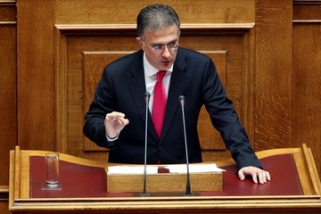 Αίτημα Μαυραγάνη στην ΕΕ για άρση του τραπεζικού απορρήτου