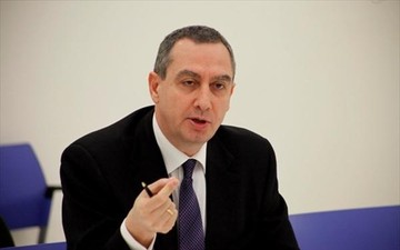 Μιχελάκης: "Αδύνατη η κατάργηση ΦΠΑ στα φάρμακα"  