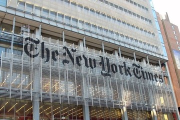 Οι New York Times έκαναν διάσημα το fakelaki και το rousfeti