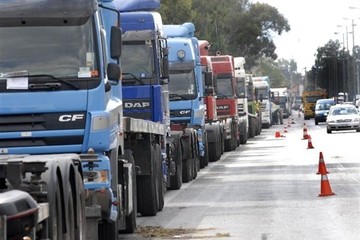 Αυξημένος ο τζίρος των μεταφορών το β΄ τρίμηνο