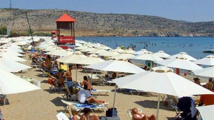 Παραχωρείται σε ιδιώτες η πλαζ της Βουλιαγμένης