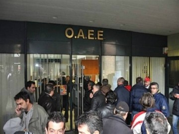 Νέα επίθεση ΟΑΕΕ σε "μπλοκάκια"-μικρομεσαίους - Ποιοι θα πληρώσουν