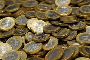 Στα 15 δισ. ευρώ προσδιορίζουν το τρίτο πρόγραμμα στήριξης