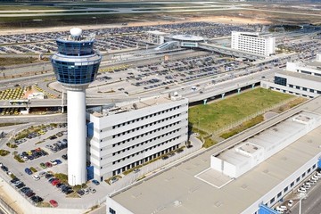 Ξαναπετάει στην Ελλάδα η Singapore Airlines