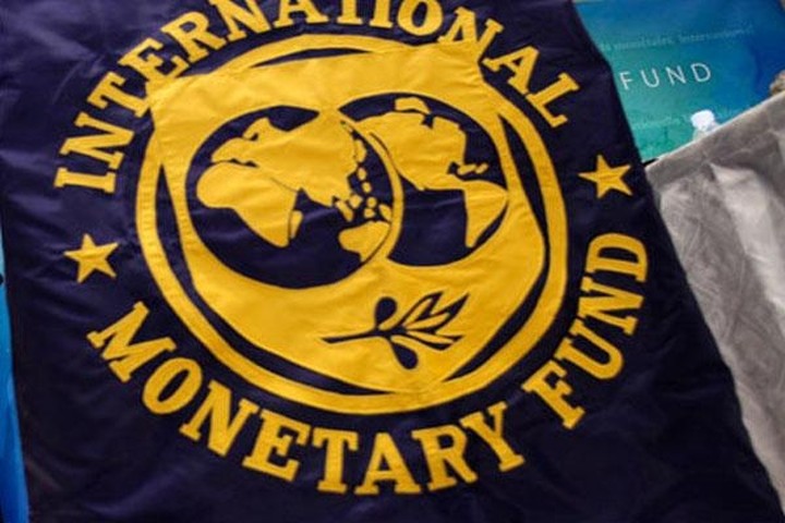 «Όχι» του ΔΝΤ σε νέες περικοπές