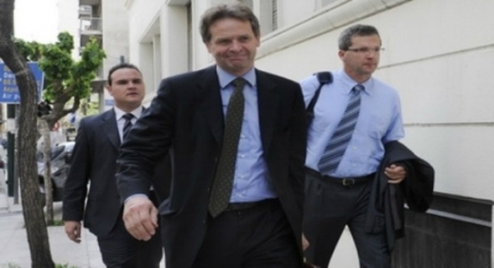Θα γίνει αυτό που θα πει η τρόικα!!!