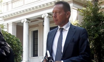 Η άτυπη σύσκεψη Στουρνάρα-Τουρκολιά-Χριστοδούλου