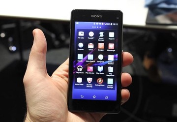 Sony Xperia Z1 Compact: H «super camera» που ρετάρει και η αταραξία της Sony