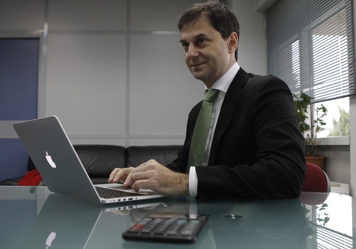 Ο Θεοχάρης συμβουλεύει: Πώς να κάνετε την αίτηση του μερίσματος