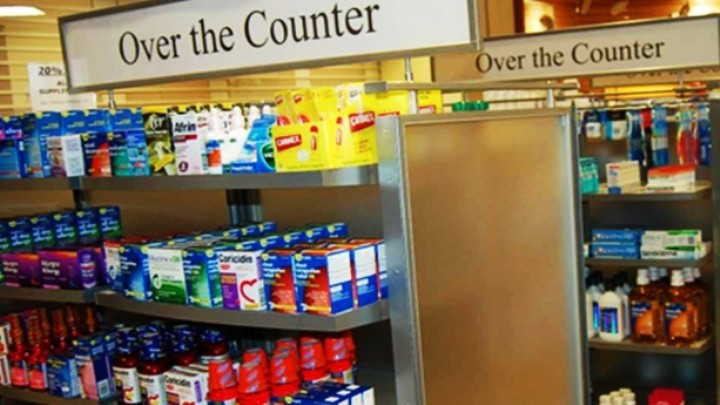 Πώς εκτοξεύουν τις τιμές και στα μη συνταγογραφούμενα φάρμακα
