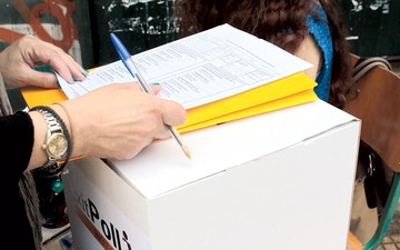 Προβάδισμα ΣΥΡΙΖΑ στην Ευρωκάλπη δείχνουν τα exit polls