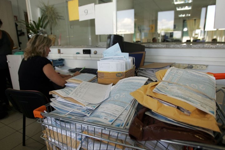 Εκπνέει η προθεσμία για την εκπρόθεσμη υποβολή δήλωσης διακοπής εργασιών