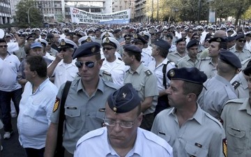 Οι 3 παράμετροι που θα κρίνουν την απόφαση του ΣτΕ για τους ένστολους, στην πράξη