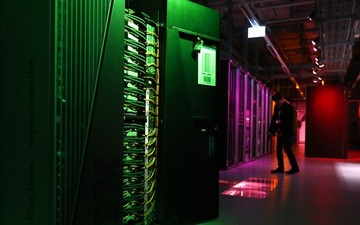 Η Ελλάδα αποκτά τον πρώτο της υπερυπολογιστή