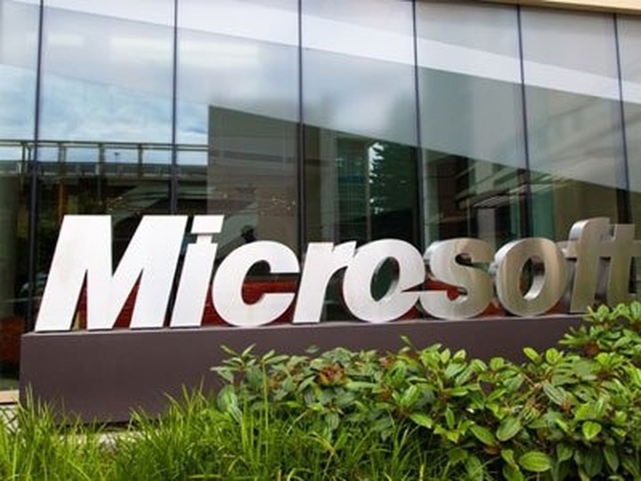 Δεδομένα πελατών της υποχρεώθηκε να δώσει στις αρχές η Microsoft