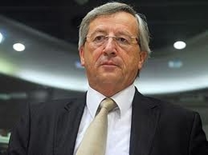 Στην Ελλάδα, στις 4 Αυγούστου, ο Γιούνκερ