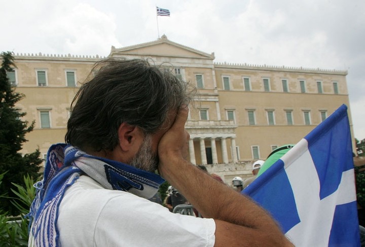 Σχέδιο διάλυσης της τρόικας στην Ελλάδα από την Κομισιόν