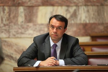  ΥΠΟΙΚ: Πρωτογενές πλεόνασμα 1,8 δισ. ευρώ το α' εξάμηνο του 2014