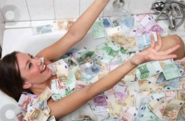 Οκτώ εκατ. ευρώ μοιράζει το Τζόκερ την Κυριακή!