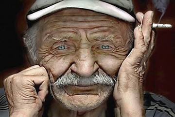 Στο Ελάχιστο Εγγυημένο Εισόδημα οι ανασφάλιστοι υπερήλικες