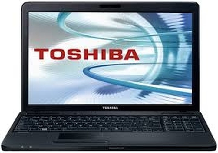 Η Toshiba αποσύρεται από αγορές και καταργεί 900 θέσεις εργασίας