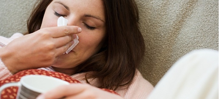 Πώς συνδέεται ένα απλό κρυολόγημα με σοβαρή κρίση άσθματος