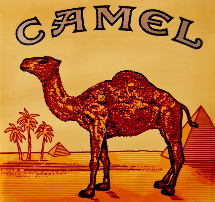 Η Camel απαγόρευσε το κάπνισμα στους χώρους εργασίας