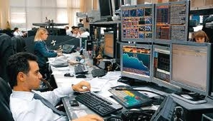 Συνεχίστηκε τον Σεπτέμβριο η εισροή καταθέσεων
