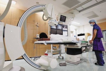ΟΑΕΕ: Ποιοι οφειλέτες δικαιούνται δωρεάν περίθαλψη