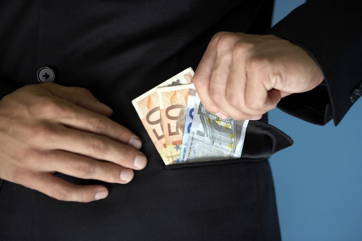Σε απευθείας σύνδεση το Taxisnet με τις τράπεζες – Τι αλλάζει