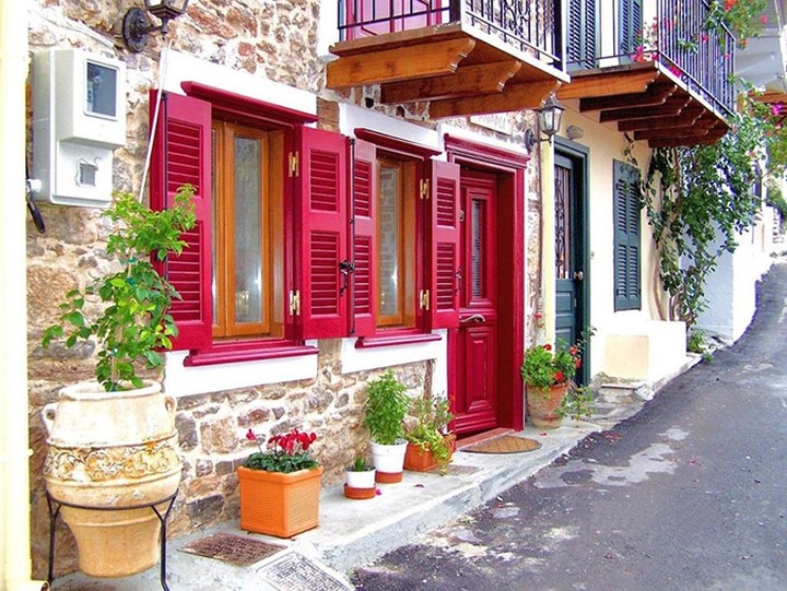 Ποιοι είναι οι δημοφιλέστεροι προορισμοί για τους χειμερινούς μήνες; Η μέση τιμή δίκλινου δωματίου
